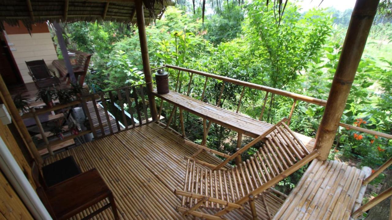 Cast Away Apartment Nonthaburi Exterior photo